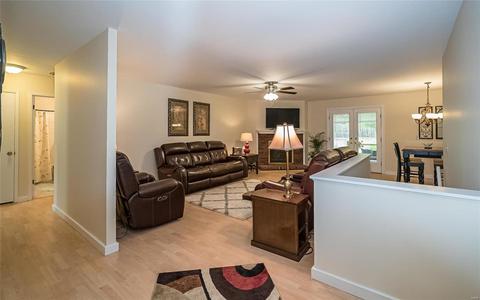 523 Charoak Dr, Ballwin, MO 63021 photo 6
