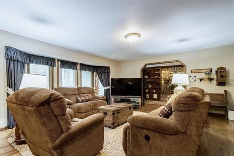 1902 Arapahoe Basin Ct, Wildwood, MO 63011 photo 9