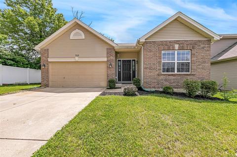 908 Daffodil Trl, O'fallon, MO 63368 photo 1