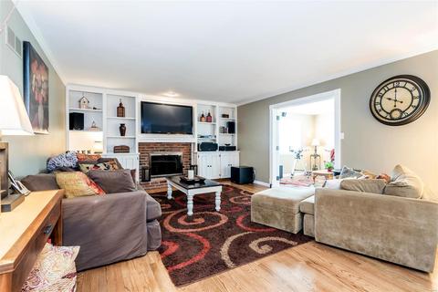 1246 Du Motier, Ballwin, MO 63011 photo 9