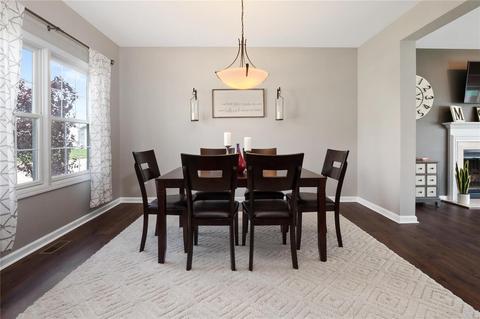 516 Deer Brook Dr, O'fallon, MO 63366 photo 2