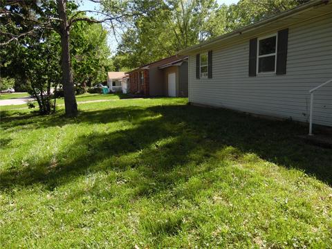 504 Johnson St, Bourbon, MO 65441 photo 6