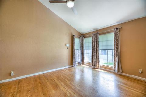 404 Great Hill Dr, Ballwin, MO 63021 photo 3