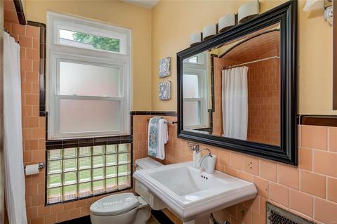 6772 Devonshire Ave, Saint Louis, MO 63109 photo 16
