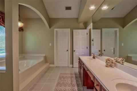 654 Clifden Dr, Weldon Spring, MO 63304 photo 29