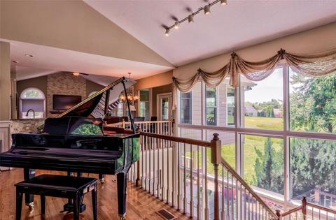 654 Clifden Dr, Weldon Spring, MO 63304 photo 10