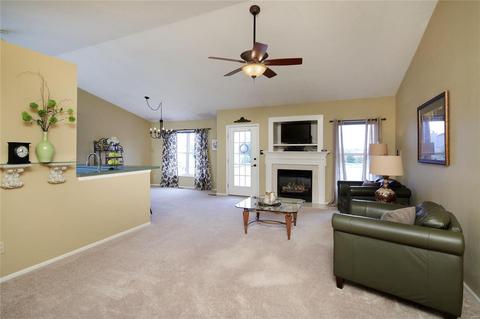 6 Gazebo Ct, O'fallon, MO 63368 photo 2