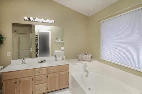 6 Gazebo Ct, O'fallon, MO 63368 photo 9