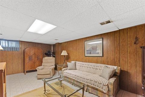 3438 Saint Clovis Ln, Saint Ann, MO 63074 photo 17