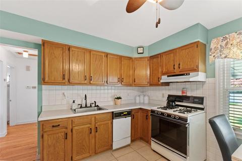 3438 Saint Clovis Ln, Saint Ann, MO 63074 photo 11