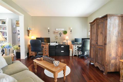 914 Midpoint Dr, O'fallon, MO 63366 photo 13