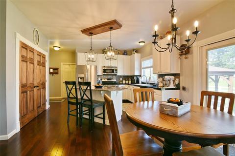 914 Midpoint Dr, O'fallon, MO 63366 photo 17