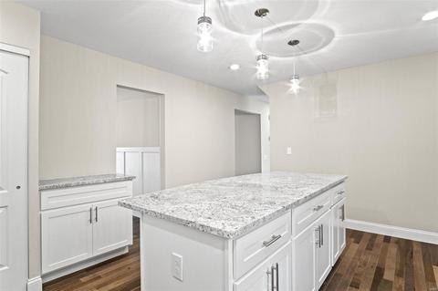 279 Baxter Rd, Ballwin, MO 63011 photo 7