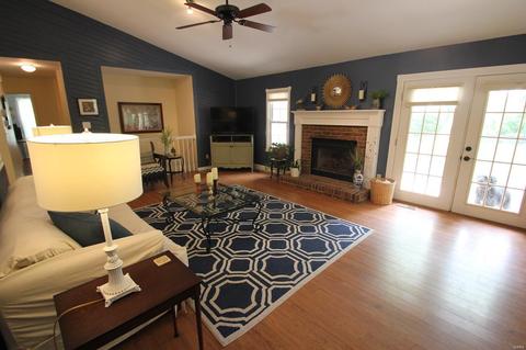 352 Woodrun, Ballwin, MO 63021 photo 7