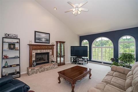 805 Castle Ridge Ct, Ballwin, MO 63021 photo 7