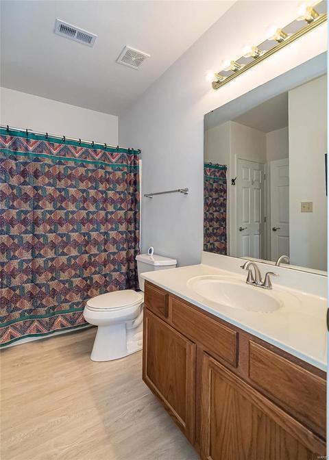 805 Castle Ridge Ct, Ballwin, MO 63021 photo 35