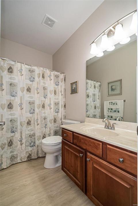 805 Castle Ridge Ct, Ballwin, MO 63021 photo 27