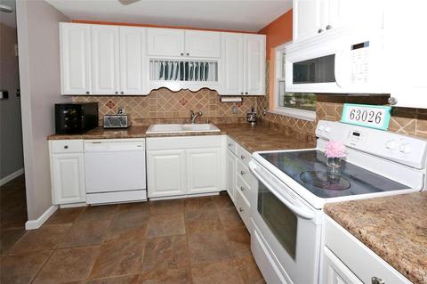 2224 Guebert Rd, Fenton, MO 63026 photo 8