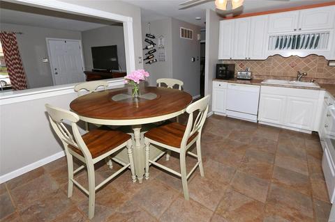 2224 Guebert Rd, Fenton, MO 63026 photo 9
