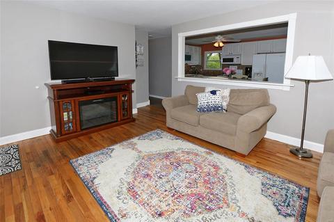 2224 Guebert Rd, Fenton, MO 63026 photo 4