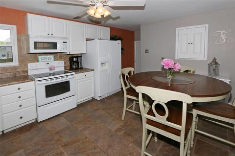 2224 Guebert Rd, Fenton, MO 63026 photo 6