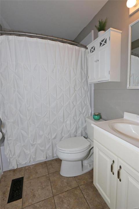 2224 Guebert Rd, Fenton, MO 63026 photo 12