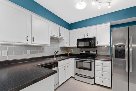 151 Cascade Terrace Dr, Ballwin, MO 63021 photo 9