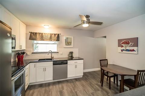 940 Queensbridge Rd, Manchester, MO 63021 photo 7