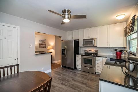 940 Queensbridge Rd, Manchester, MO 63021 photo 9