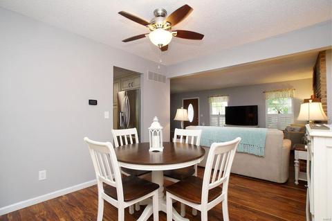 544 Woodlyn Xing, Ballwin, MO 63021 photo 17