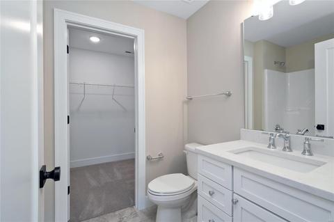 260 Essen Ct, Ballwin, MO 63021 photo 22