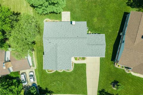 856 Green Lantern Ln, Ballwin, MO 63011 photo 4