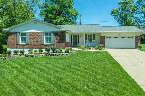 856 Green Lantern Ln, Ballwin, MO 63011 photo 1