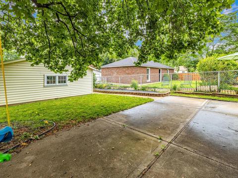 5605 Gresham Ave, Saint Louis, MO 63109 photo 26