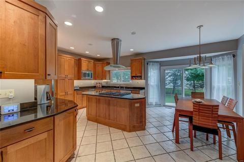 826 Castle Ridge Ct, Ballwin, MO 63021 photo 6