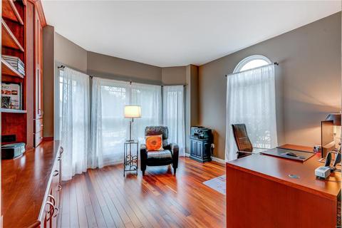 826 Castle Ridge Ct, Ballwin, MO 63021 photo 4