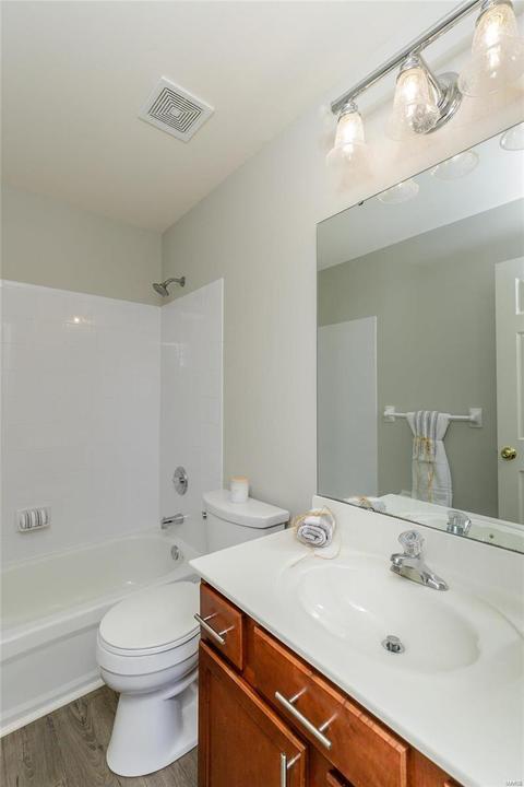 419 Valley Spring Dr, O'fallon, MO 63366 photo 35