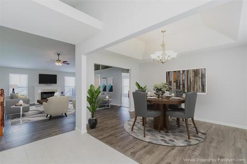 419 Valley Spring Dr, O'fallon, MO 63366 photo 3