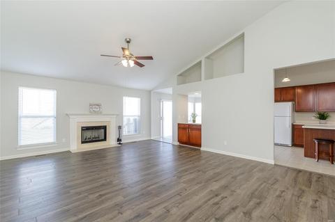 419 Valley Spring Dr, O'fallon, MO 63366 photo 7