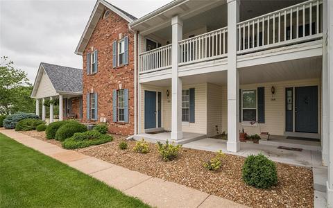 304 Waterside Dr, Grover, MO 63040 photo 2