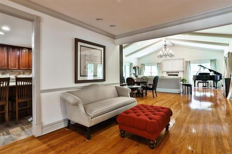 22 Briarcliff, Ladue, MO 63124 photo 5