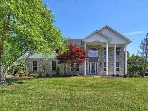 627 Thorntree Ln, Eureka, MO 63025 photo 2
