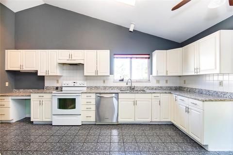 523 Elm Crossing Ct, Ballwin, MO 63021 photo 13