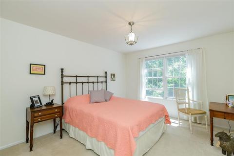 447 Valley Manor Dr, Ballwin, MO 63021 photo 16