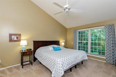 447 Valley Manor Dr, Ballwin, MO 63021 photo 12