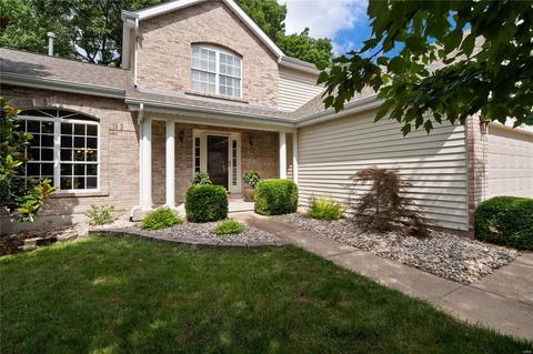 557 Wetherby Ter, Ballwin, MO 63021 photo 2