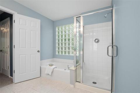 557 Wetherby Ter, Ballwin, MO 63021 photo 24