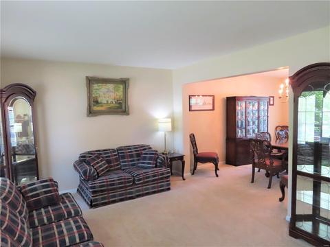 968 Kylemore Dr, Ballwin, MO 63021 photo 4
