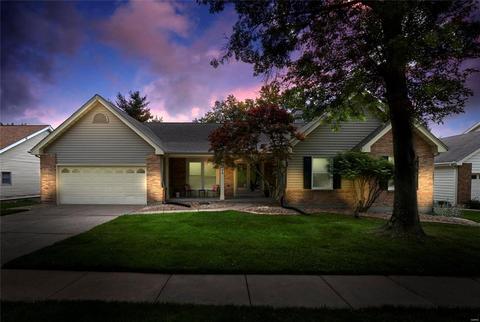 624 Mcbride Pointe Dr, Wildwood, MO 63011 photo 1