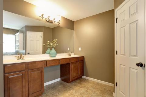 1457 Red Oak Plantation Dr, Ballwin, MO 63021 photo 19
